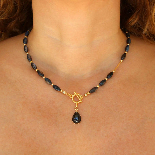 Black Mother of Pearl Teardrop Necklace